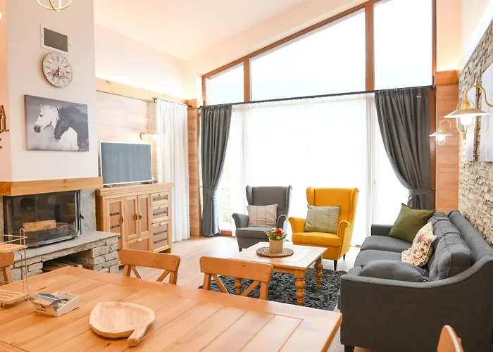 Letizia & Raphael W Sauna Near Pirin Golf Bansko