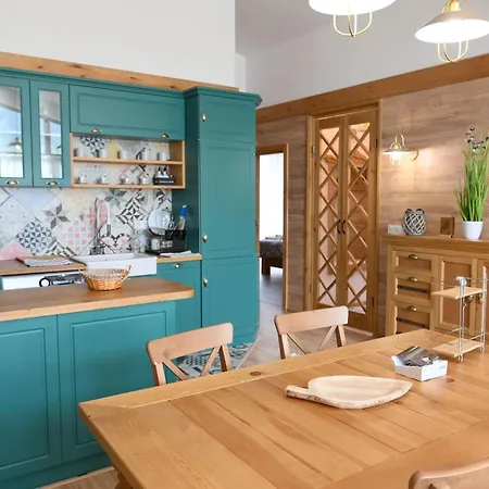 Letizia & Raphael W Sauna Near Pirin Golf Villa