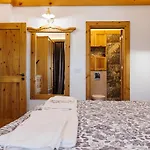 Villa Letizia & Raphael W Sauna Near Pirin Golf Bansko
