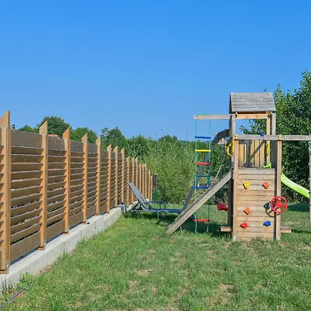 Letizia & Raphael W Sauna Near Pirin Golf Vilă