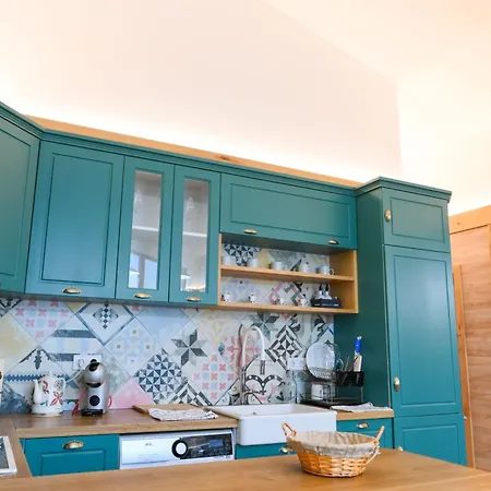 Letizia & Raphael W Sauna Near Pirin Golf