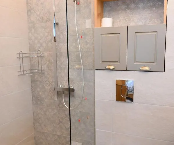 Letizia & Raphael W Sauna Near Pirin Golf Bansko