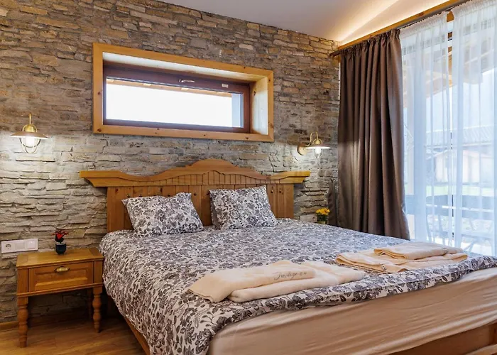 Letizia & Raphael W Sauna Near Pirin Golf Bansko